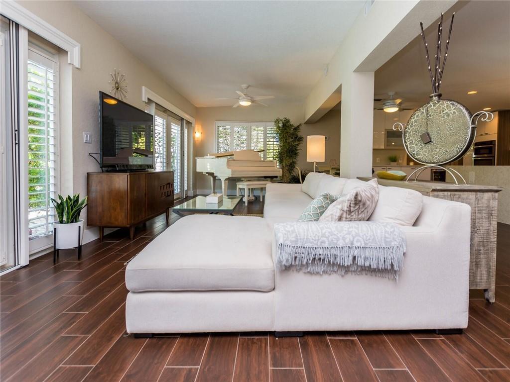 Edgewater Estates 40-7 B - Residential Lease