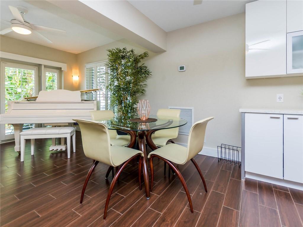 Edgewater Estates 40-7 B - Residential Lease