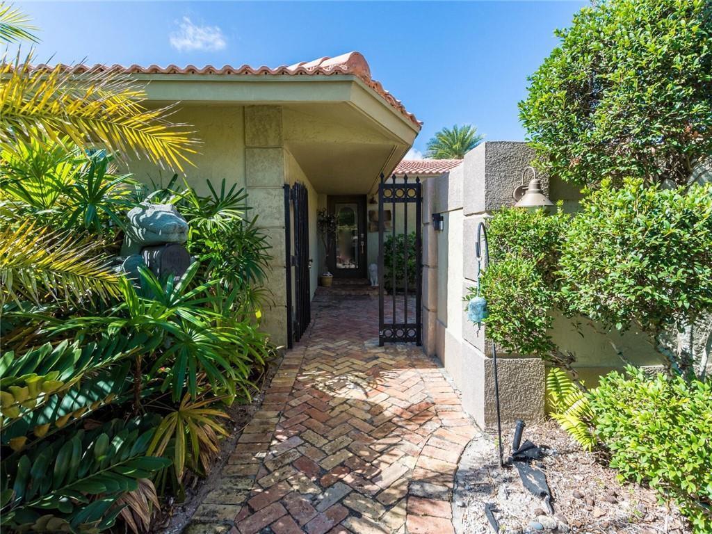 Edgewater Estates 40-7 B - Residential Lease