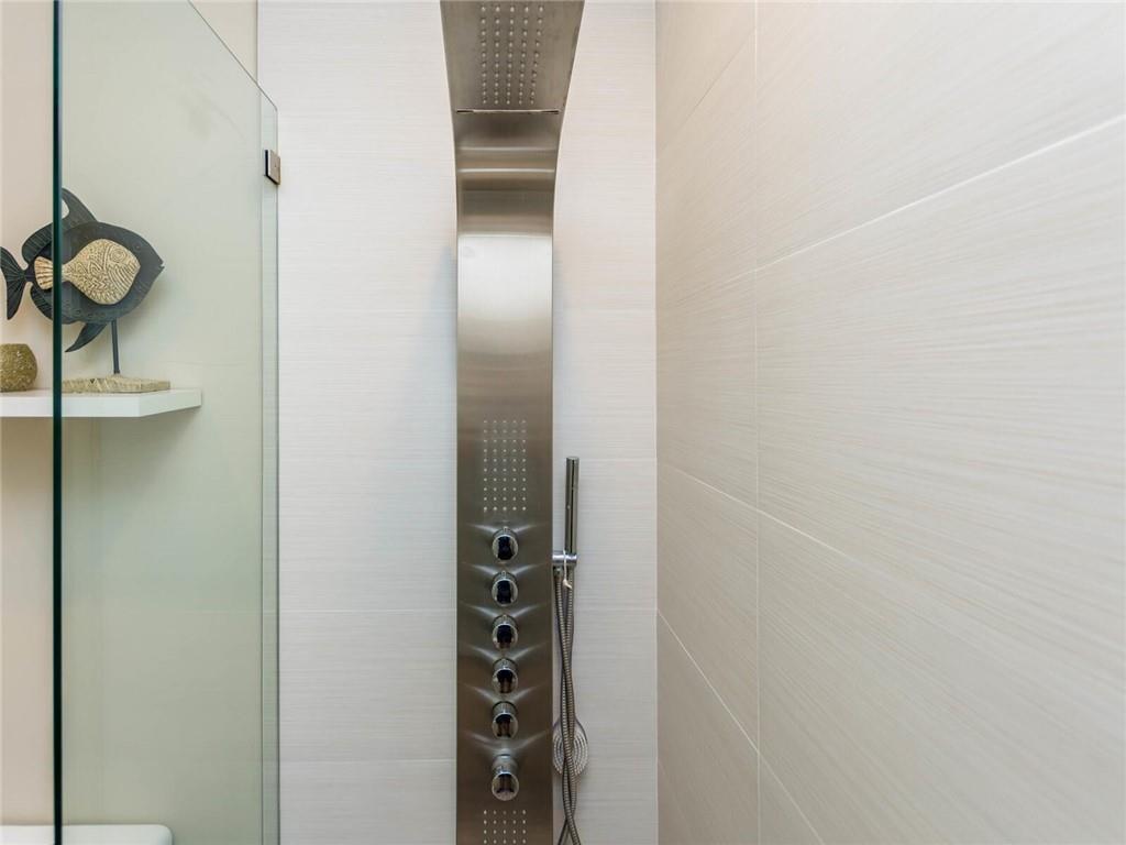 Edgewater Estates 40-7 B - Residential Lease