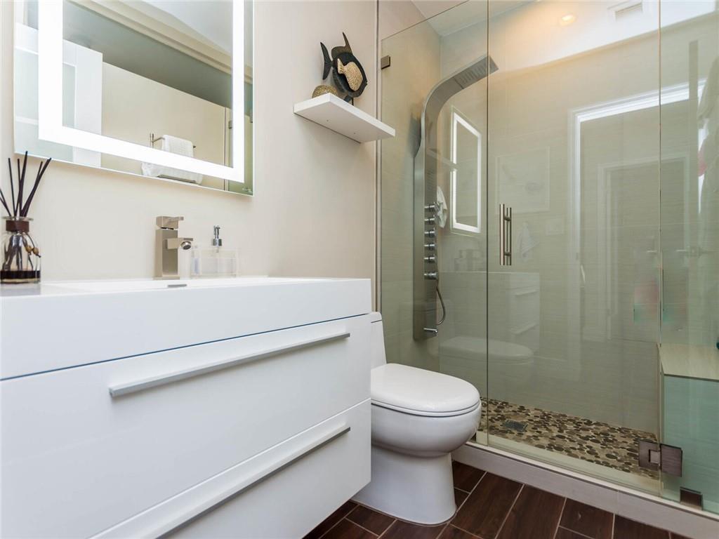 Edgewater Estates 40-7 B - Residential Lease