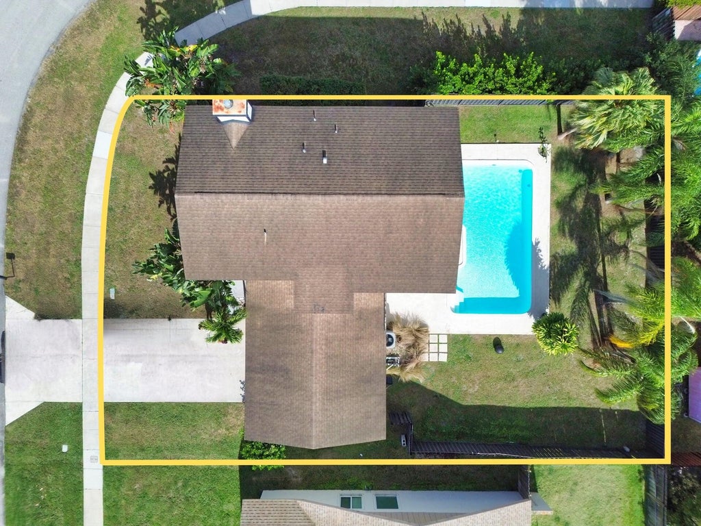 Photo of 760 Windtree Way, Wellington, FL 33414 (MLS # B26061711)