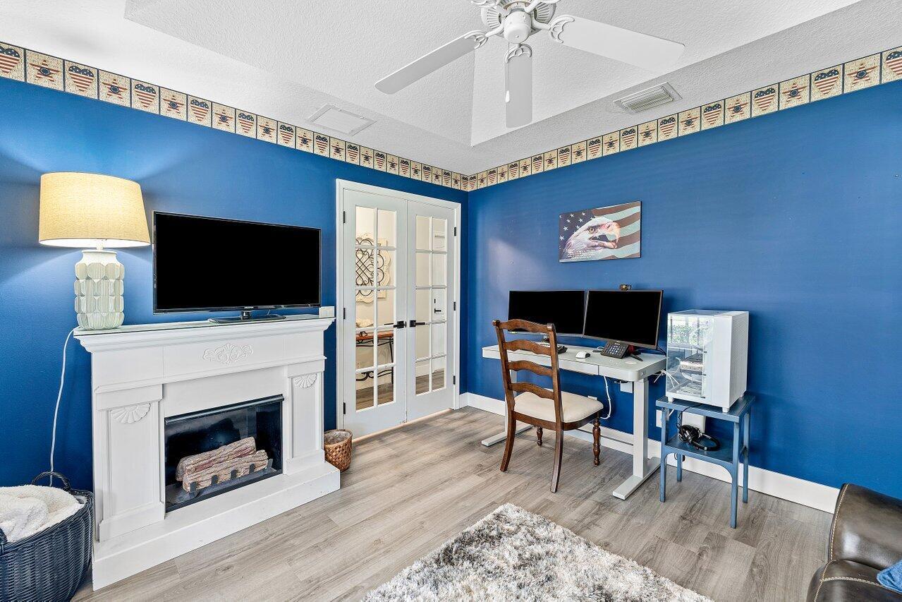 ST LUCIE FALLS (AKA RIVER - Residential