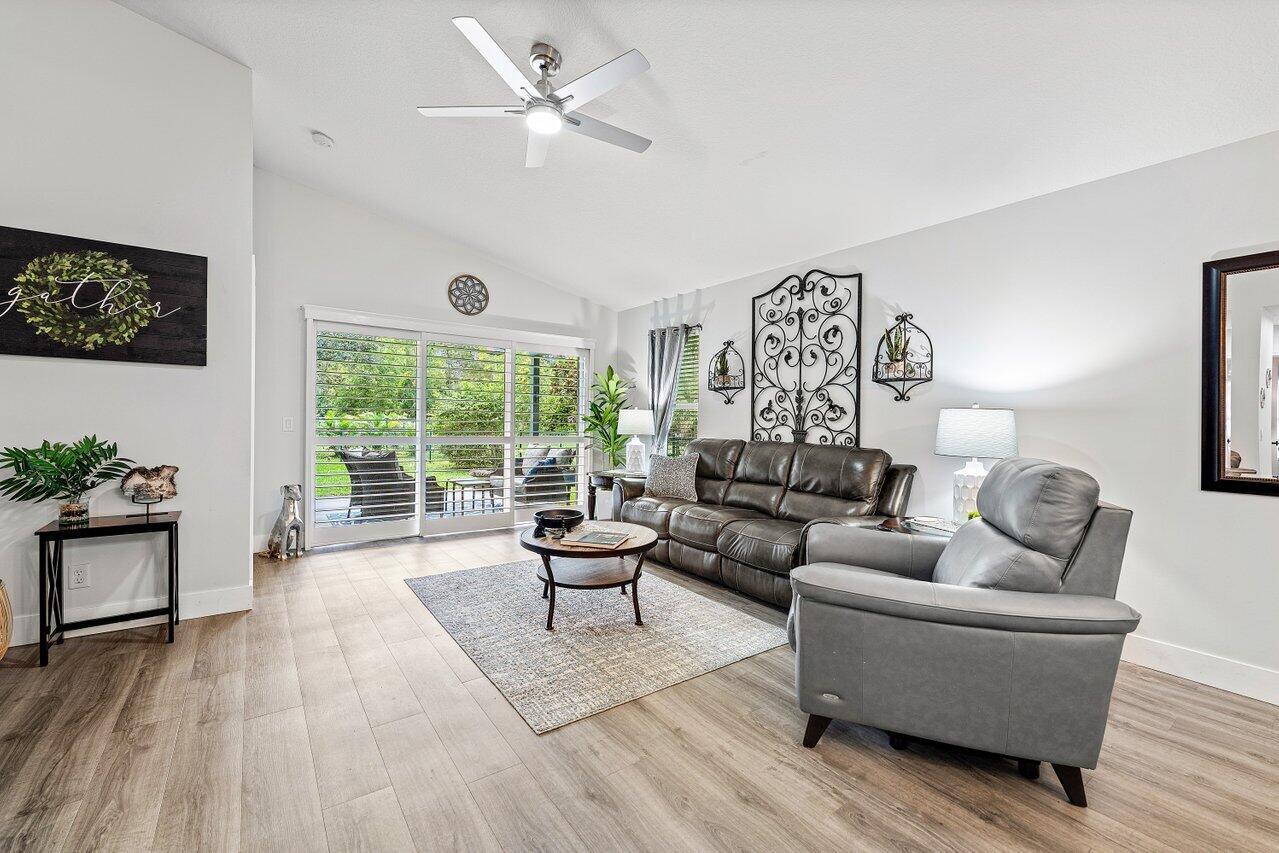 ST LUCIE FALLS (AKA RIVER - Residential