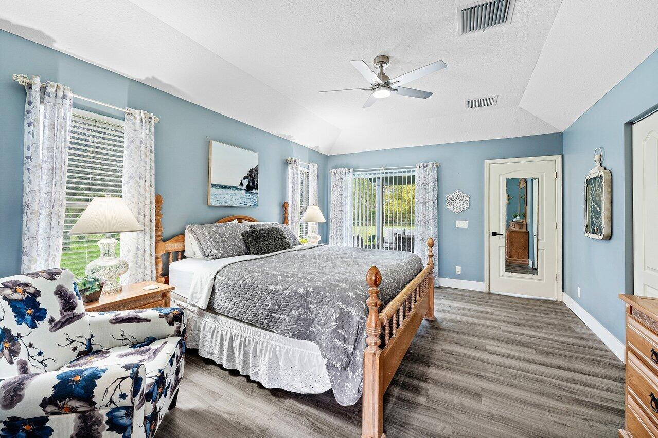 ST LUCIE FALLS (AKA RIVER - Residential