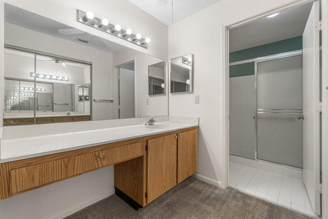 WHISPER WALK - Residential