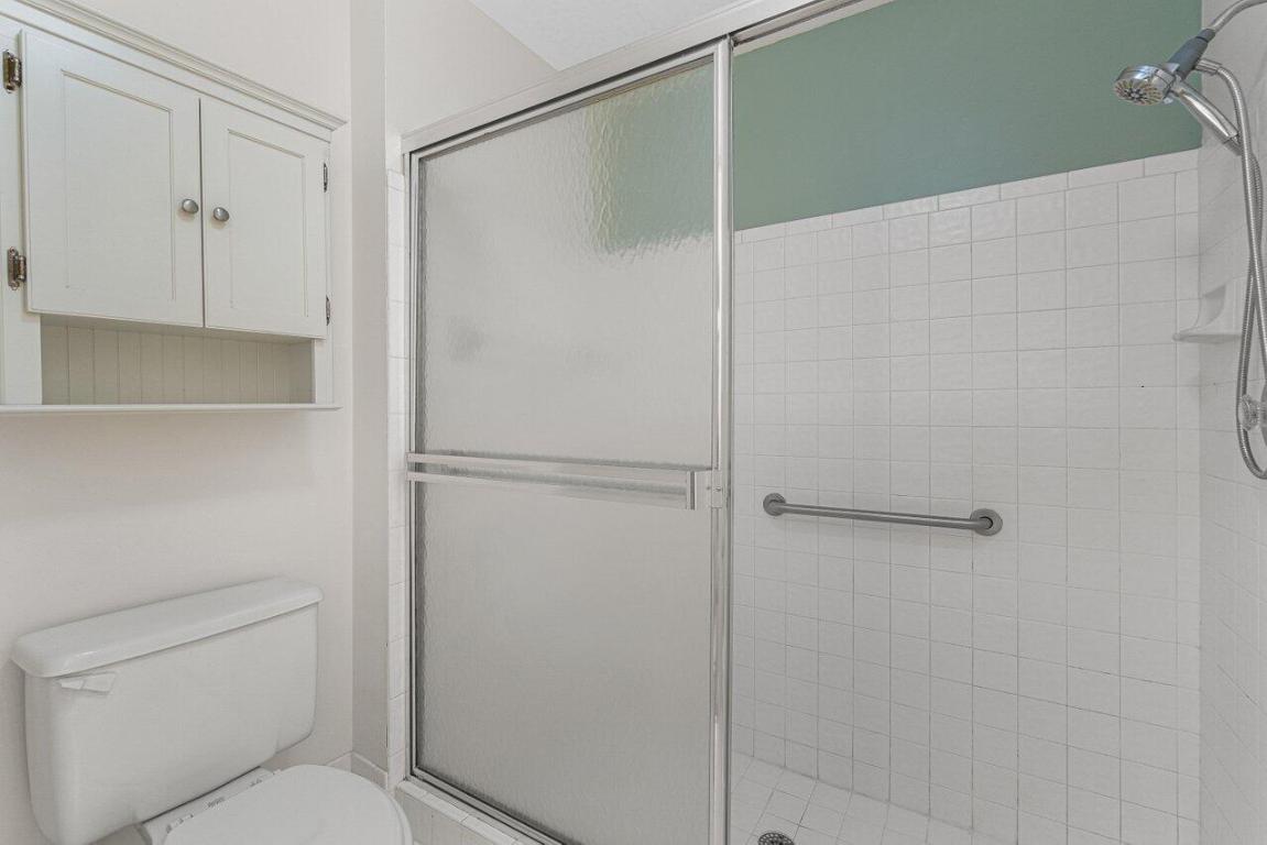 WHISPER WALK - Residential