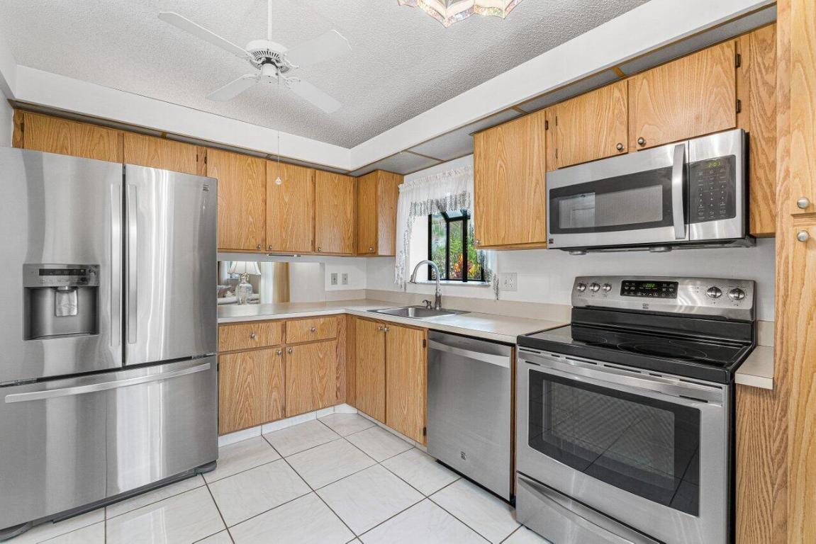 WHISPER WALK - Residential