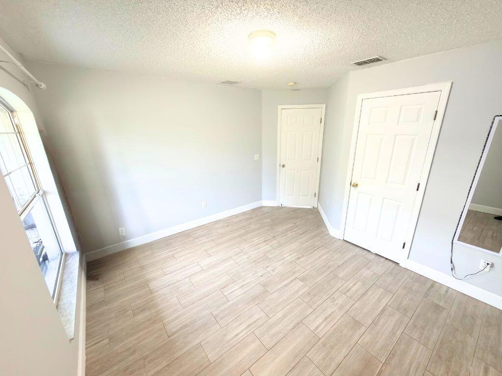 PORT ST LUCIE SECTION 25 - Residential