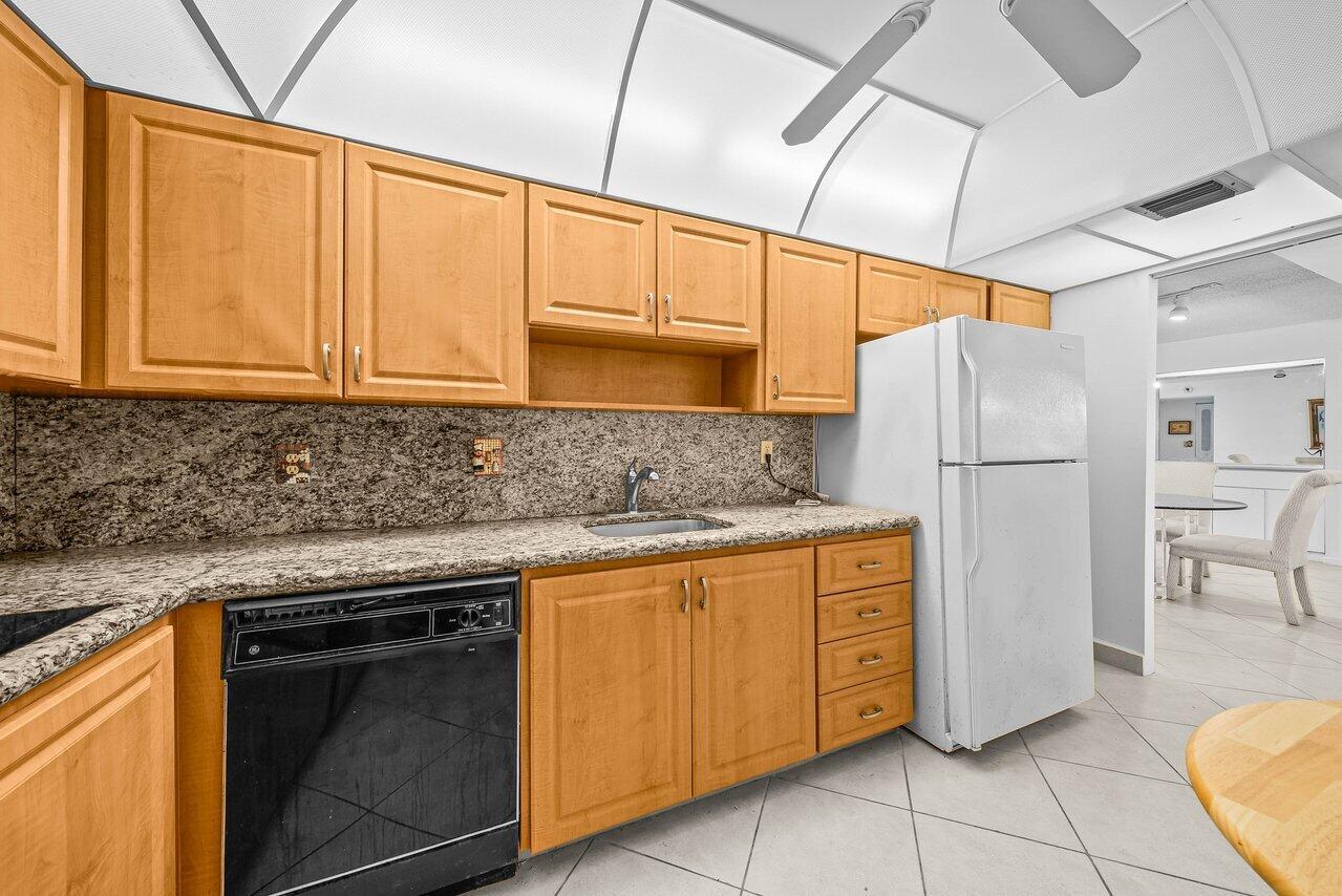CLARIDGES II CONDO - Residential Lease