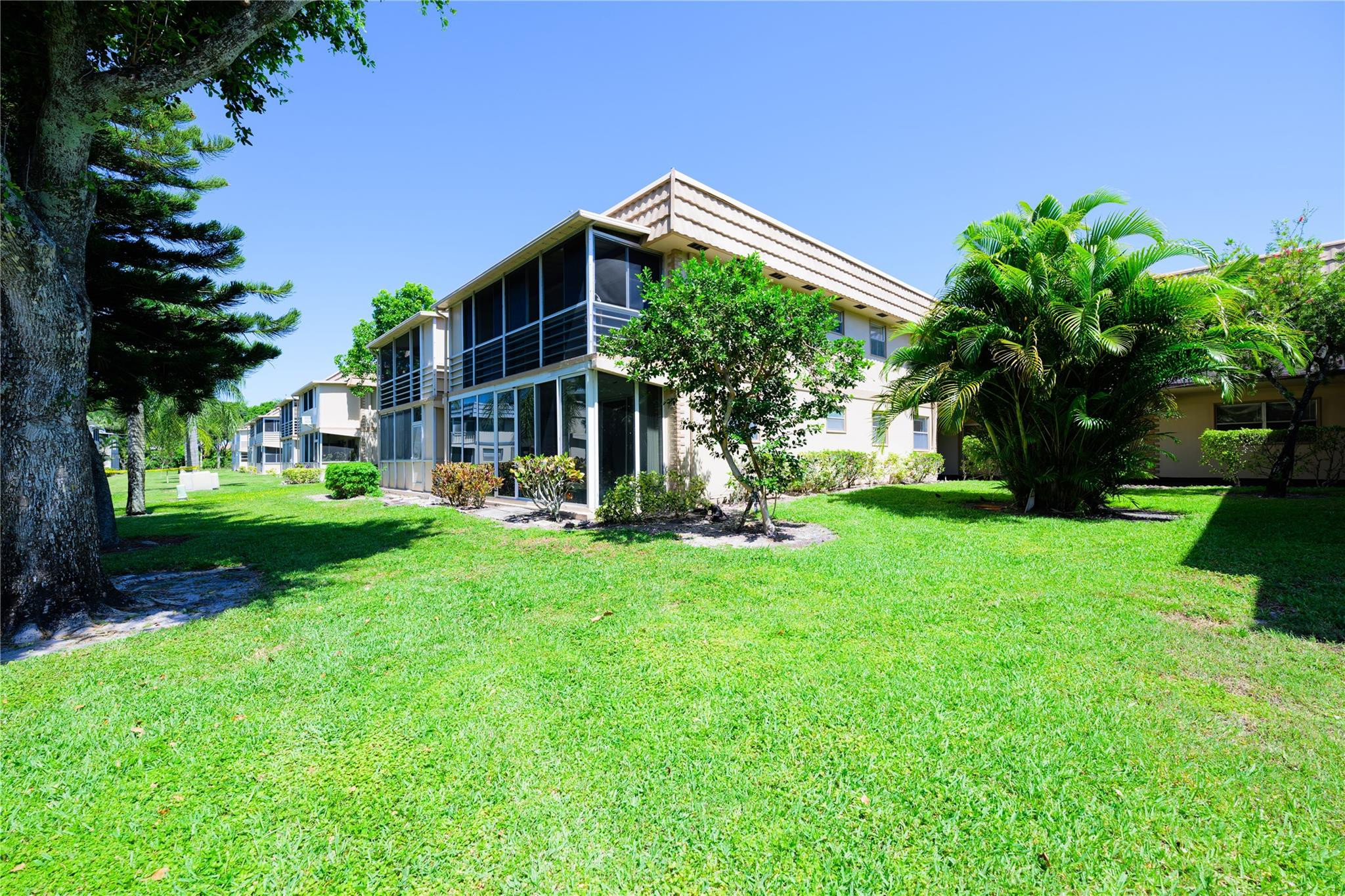 KINGS POINT - Residential Lease