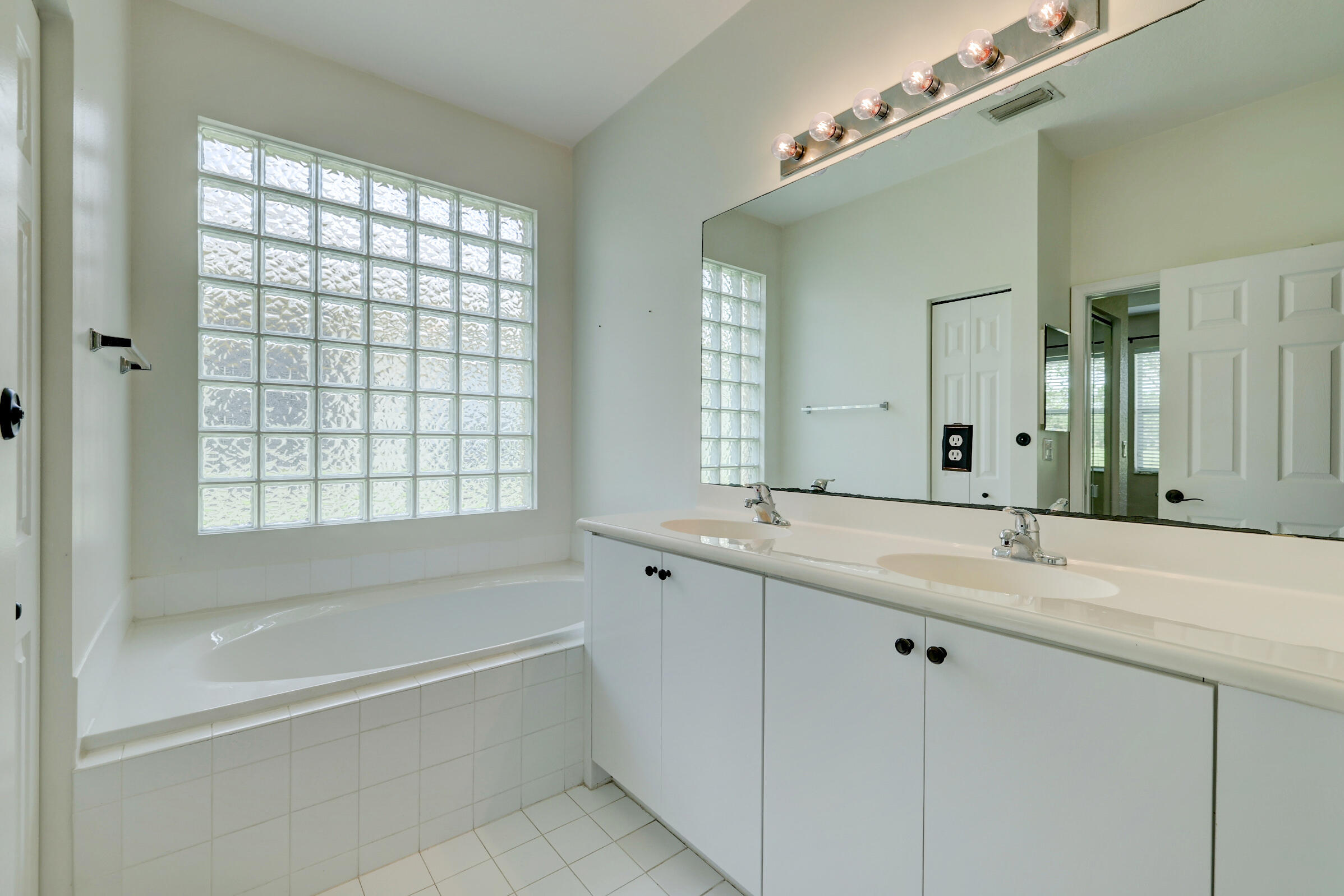 ST JAMES GOLF CLUB PARCEL - Residential