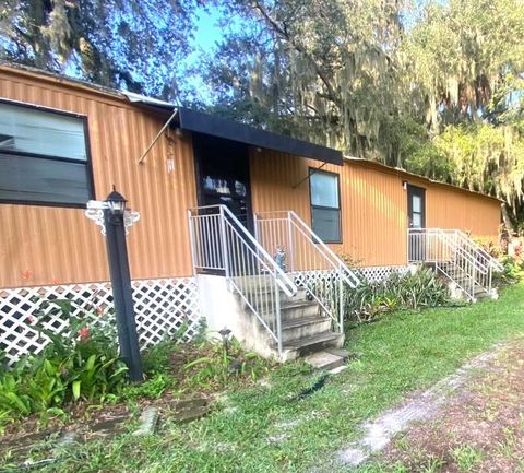 A home in Lorida