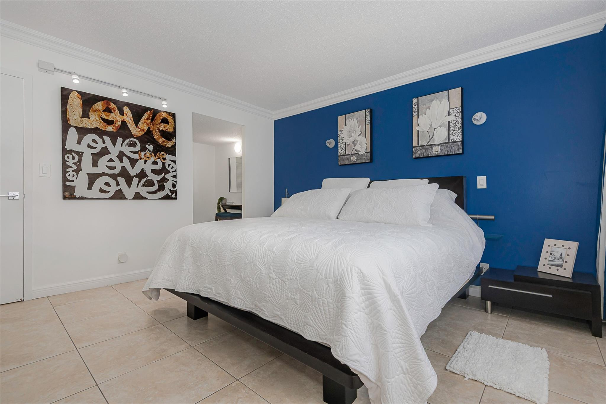 Parker Tower Condo - Residential Lease