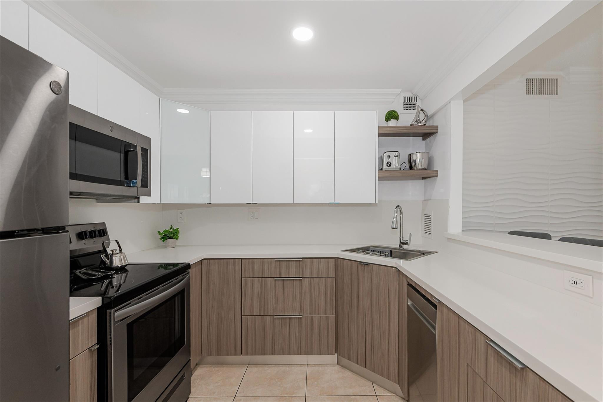 Parker Tower Condo - Residential Lease