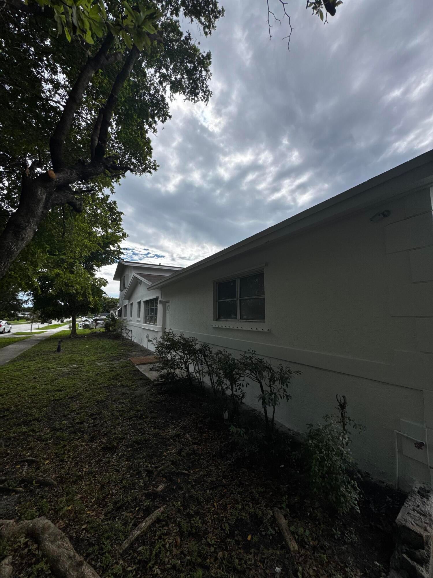2320 NW 30TH Way
