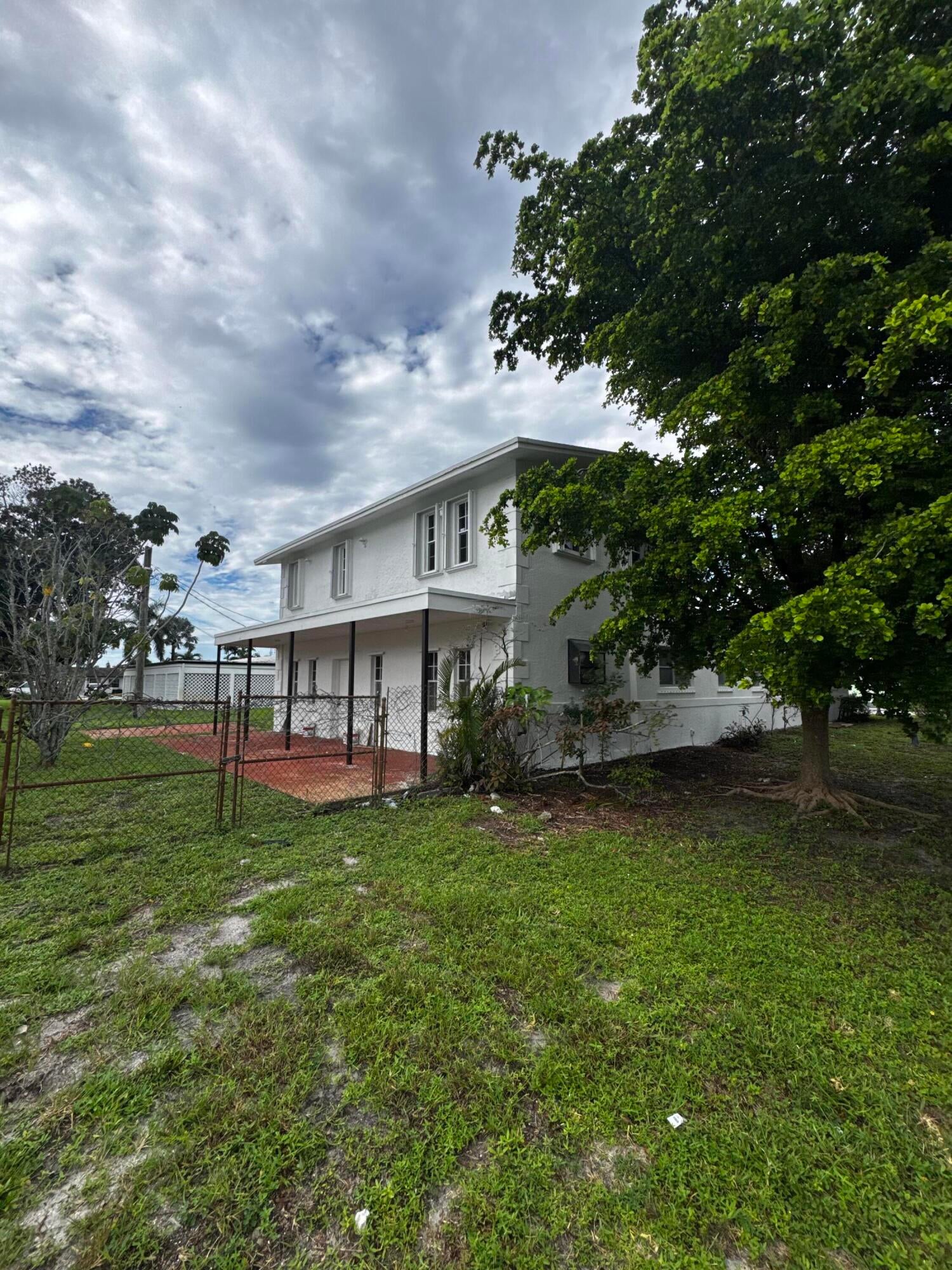 2320 NW 30TH Way