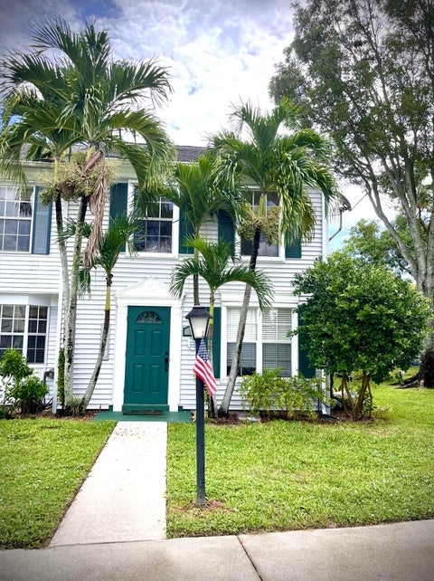 Photo of 311 Georgian Park Drive, Jupiter, FL 33458 (MLS # B26072386)