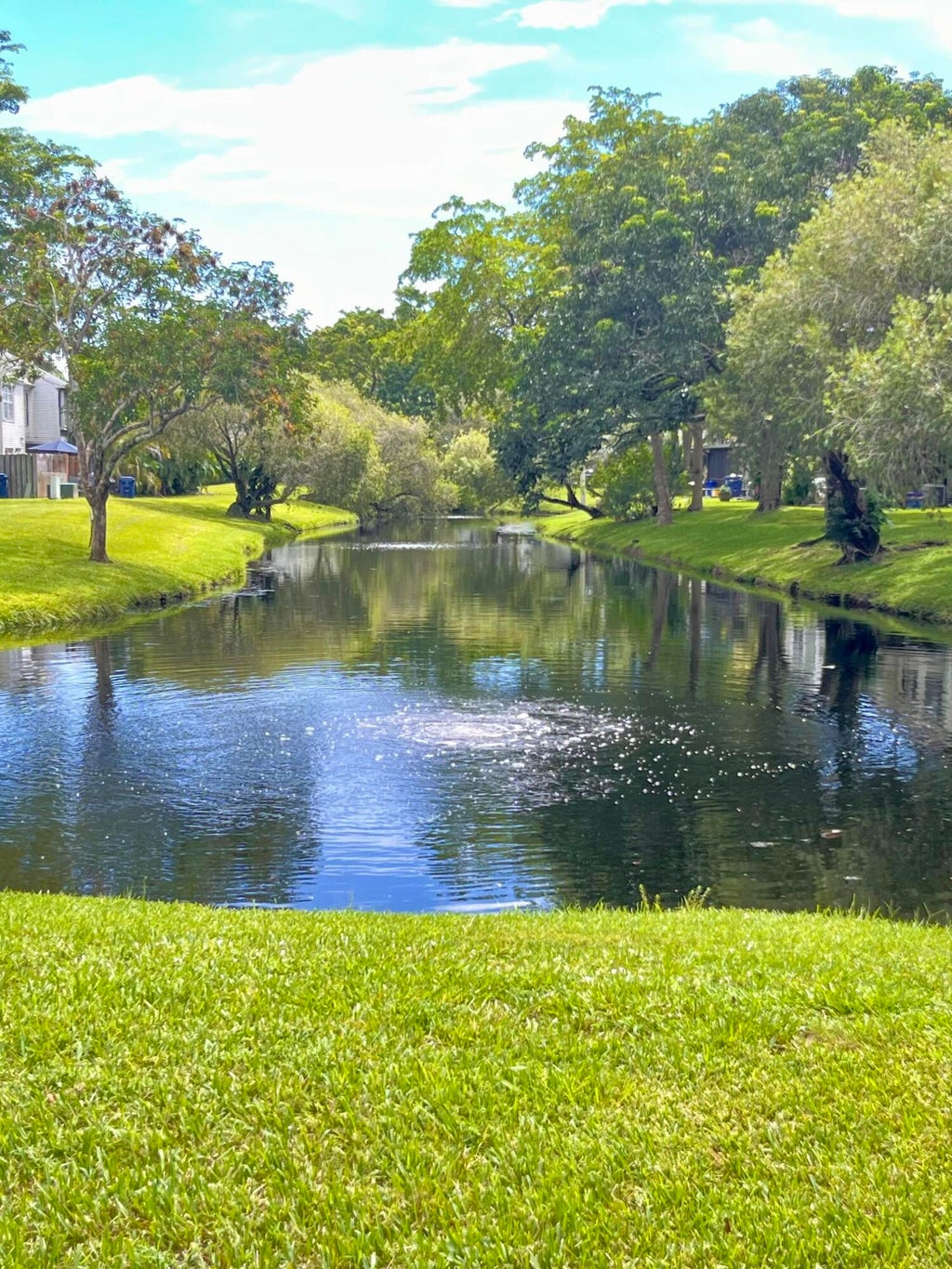 Photo of 311 Georgian Park Drive, Jupiter, FL 33458 (MLS # B26072386)