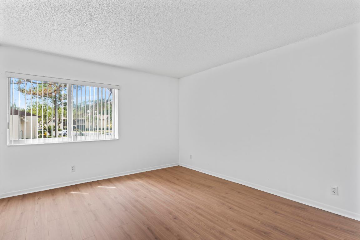 PINE RIDGE SOUTH I CONDO - Residential Lease