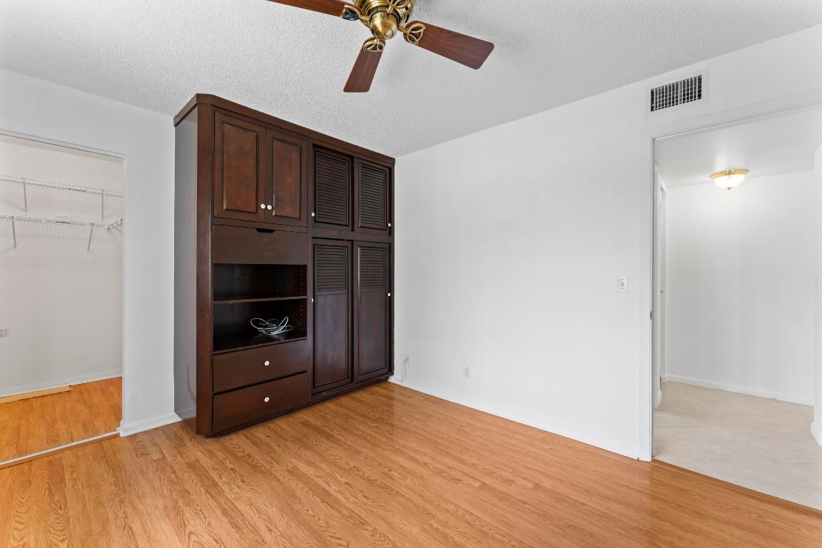 PINE RIDGE SOUTH I CONDO - Residential Lease