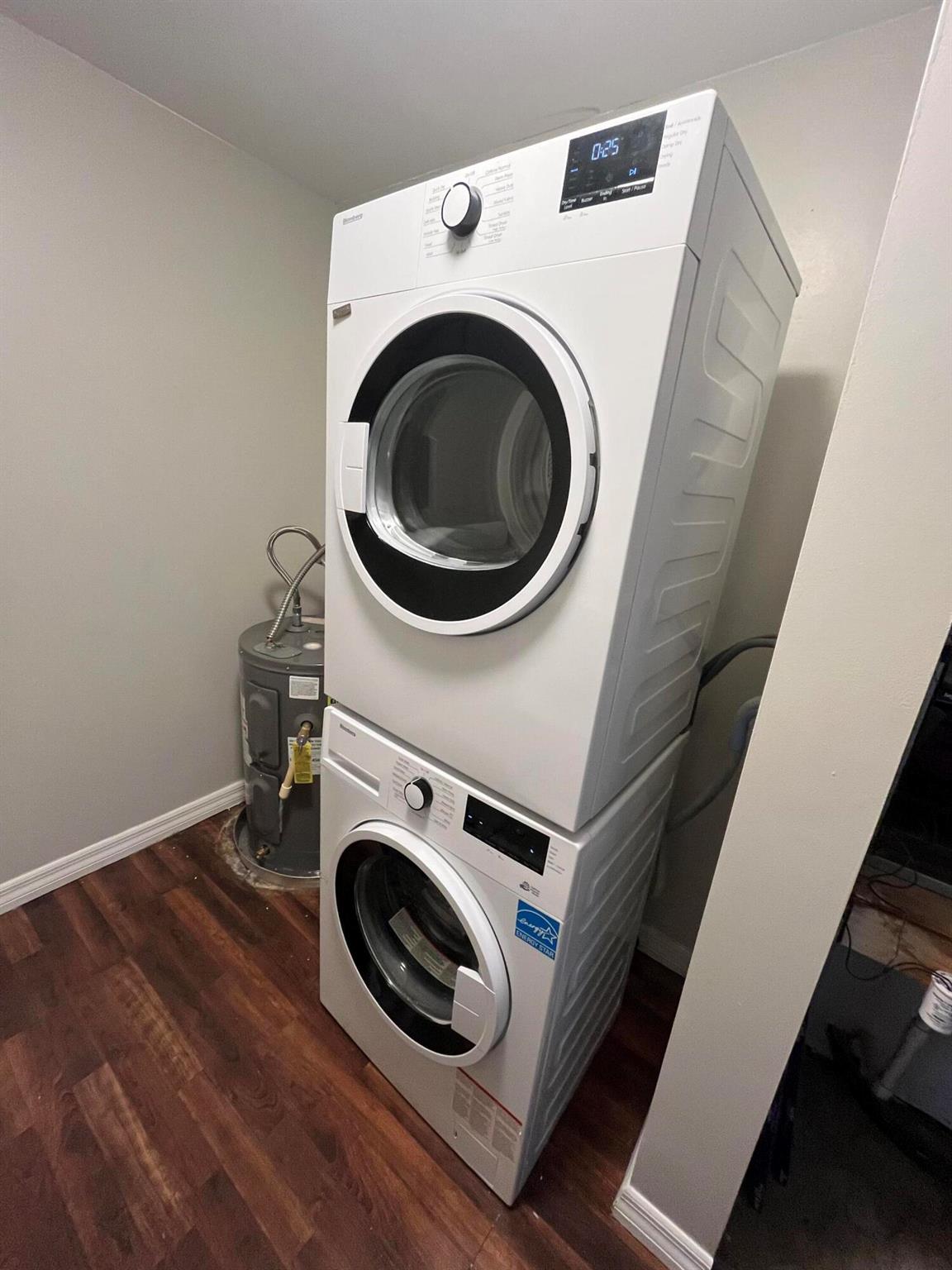 HALLER & GROOTMANS - Residential Lease