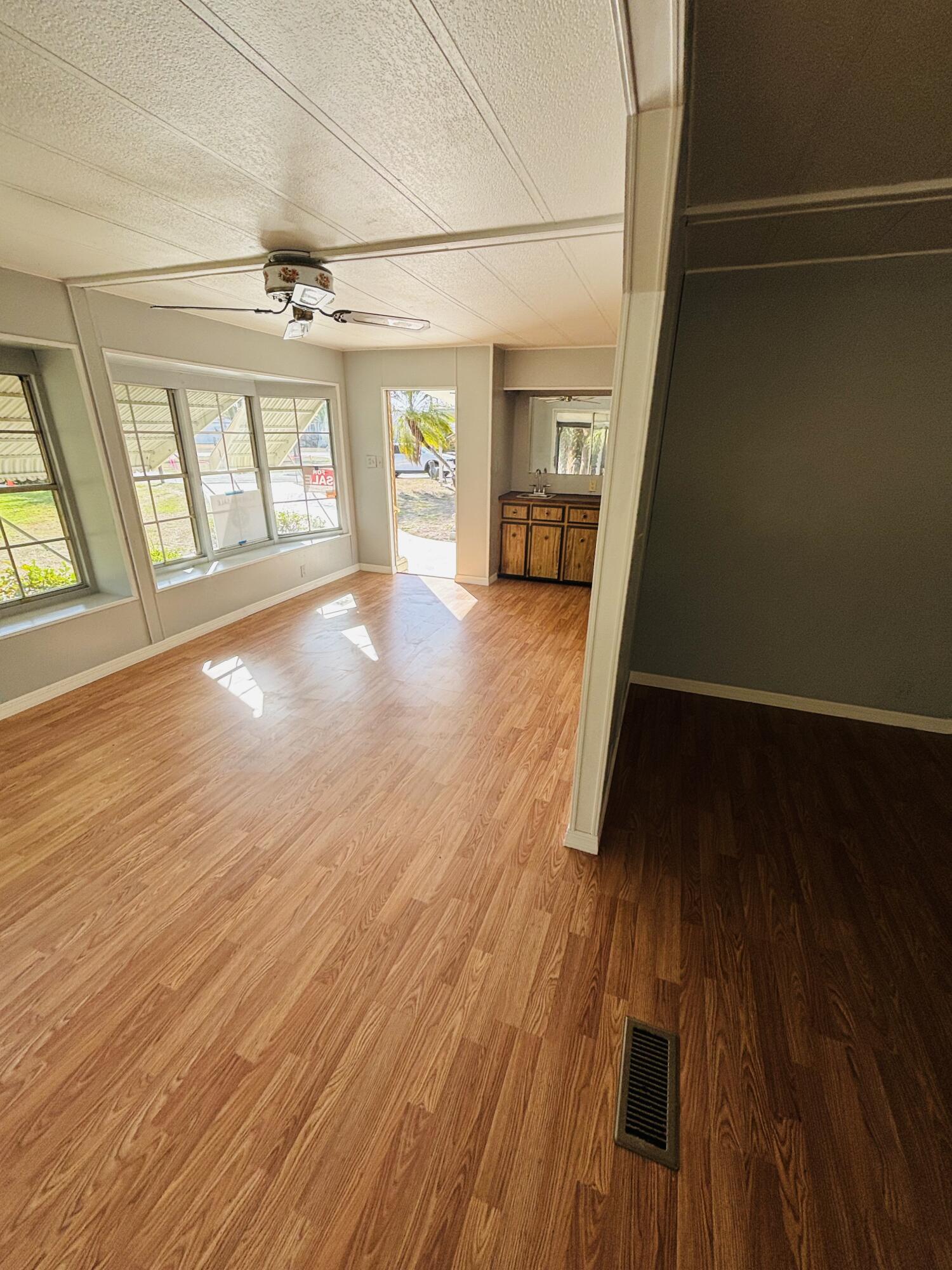 Spanish Lakes Golf Village - Residential