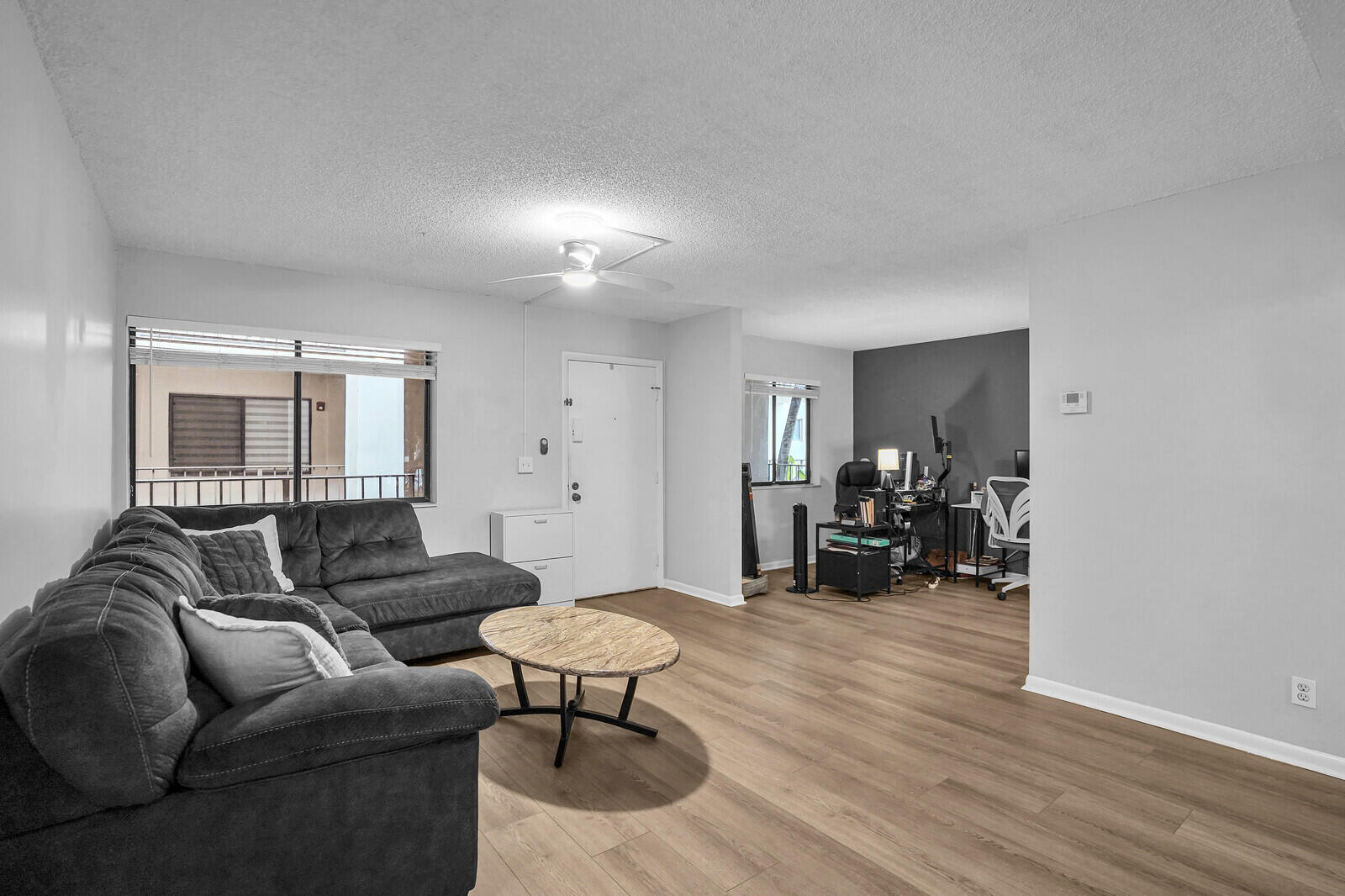 5190 Las Verdes Circle 214