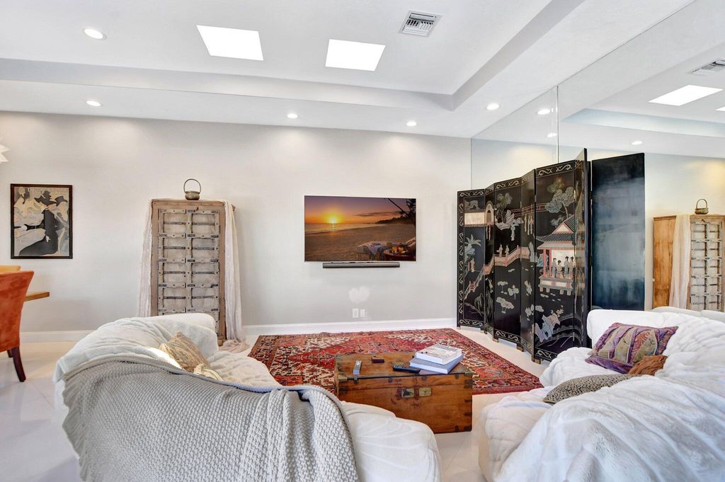 Photo of 23164 Via Stel, Boca Raton, FL 33433 (MLS # B26018940)