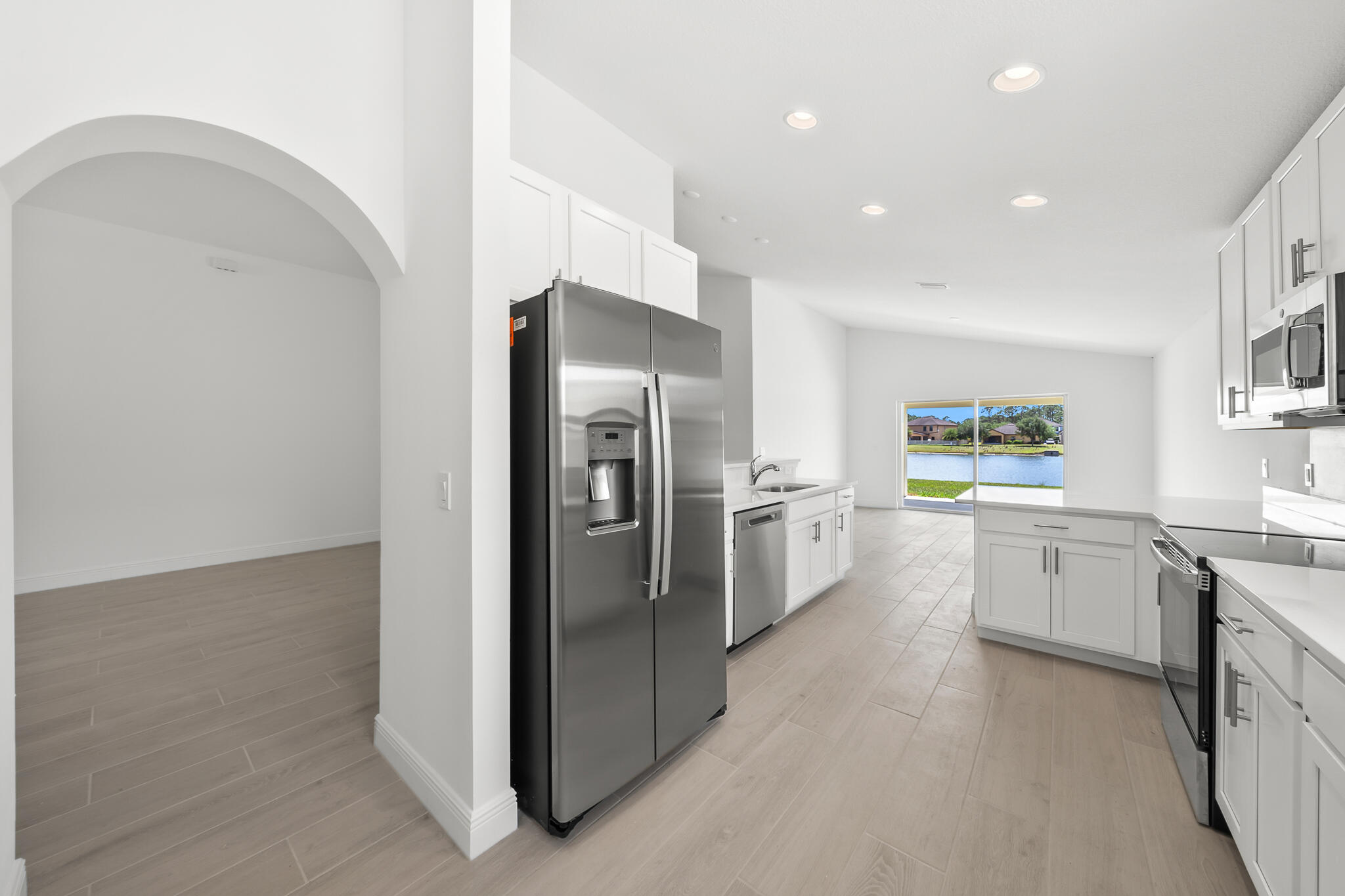 AMBERWOOD AT BAYSIDE LAKES - Residential