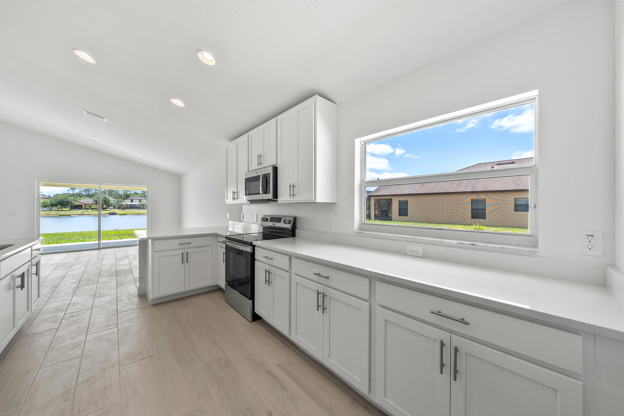 AMBERWOOD AT BAYSIDE LAKES - Residential