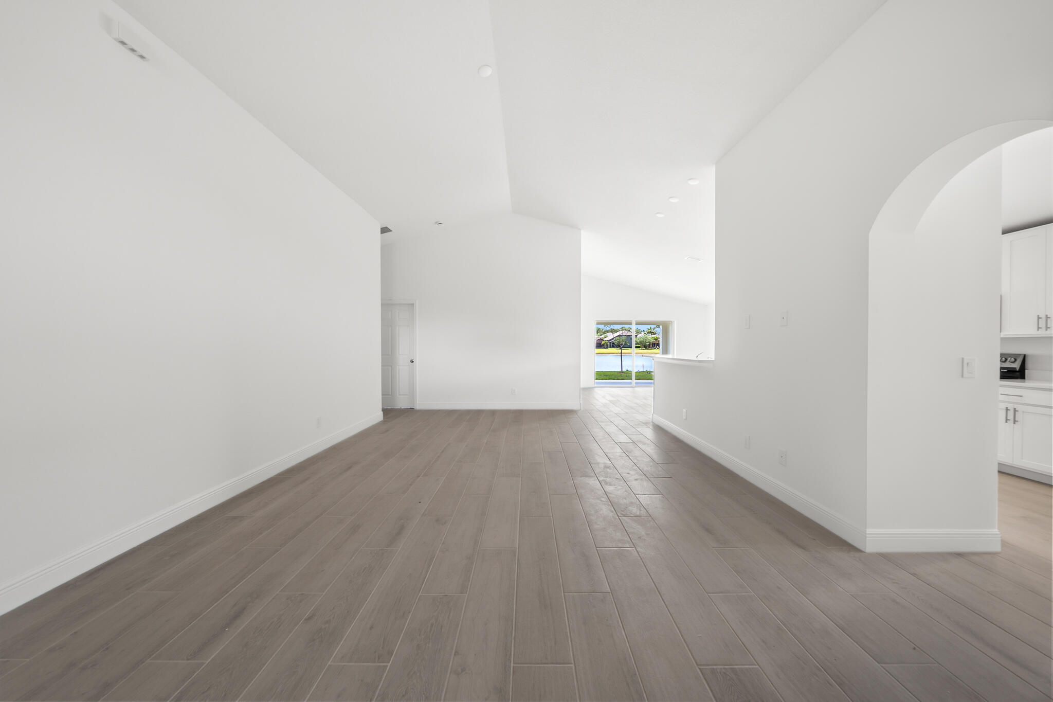 AMBERWOOD AT BAYSIDE LAKES - Residential