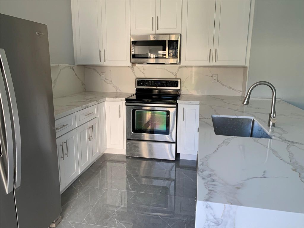 Photo of 5910 Chester Lane, Davie, FL 33331 (MLS # F10551670)