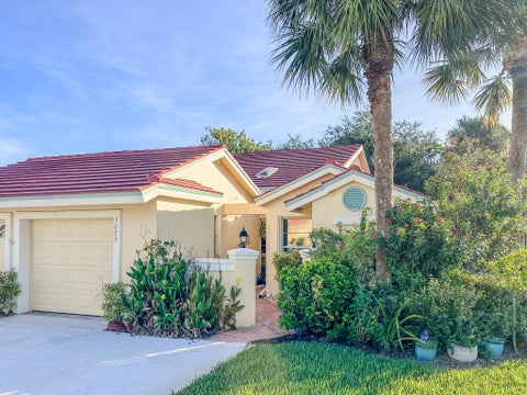 Tiny photo for 3679 SW WHISPERING SOUND Drive, Palm City, FL 34990 (MLS # B26085309)