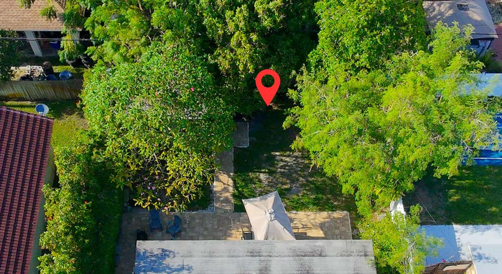 Photo of 429 Summa Street, West Palm Beach, FL 33405 (MLS # B26023080)