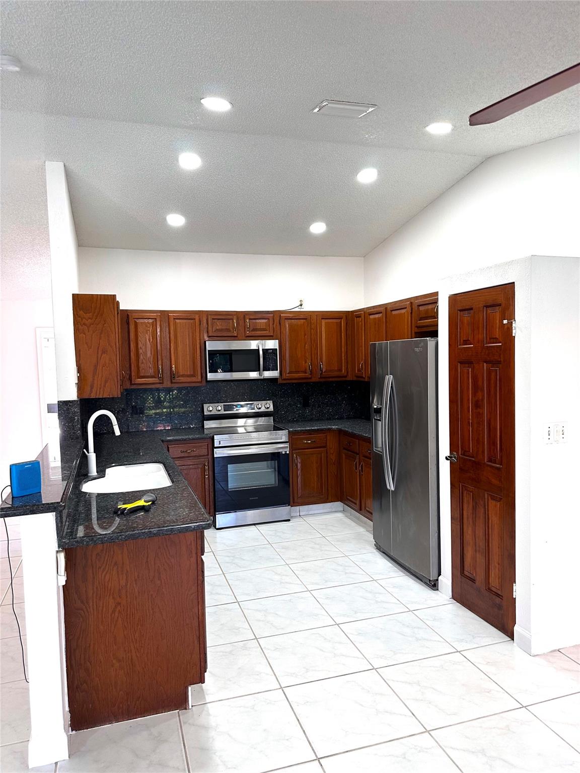 Cypress Glen 104-26 B - Residential Lease