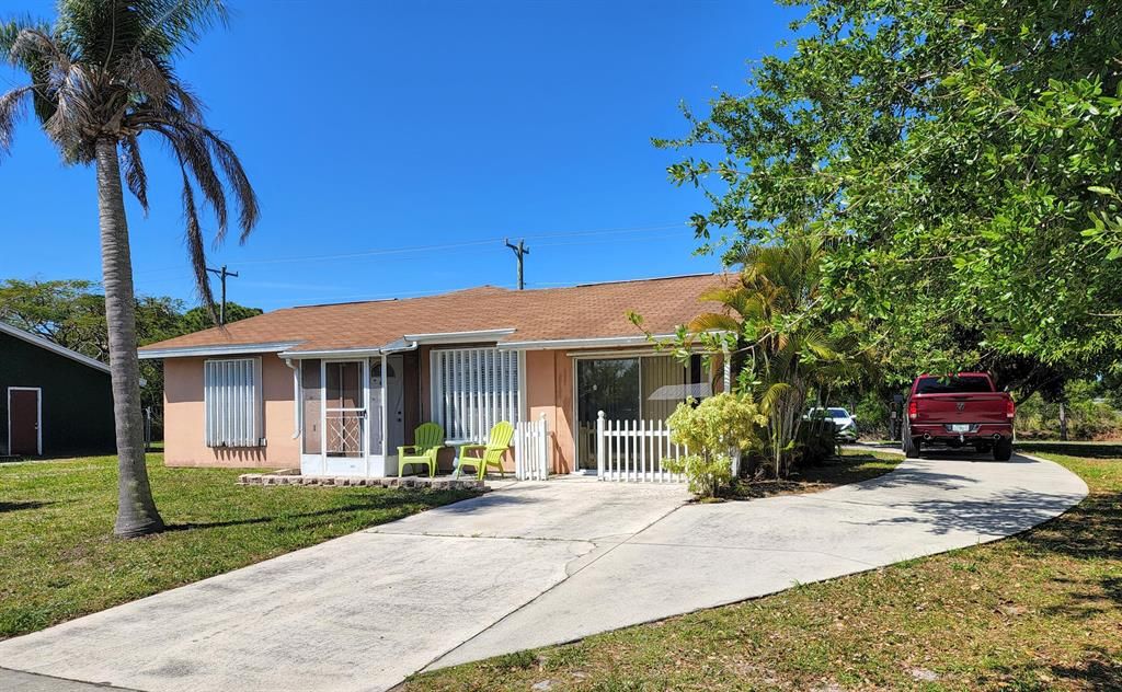 Photo of 280 NW Airoso Boulevard, Port Saint Lucie, FL 34983 (MLS # R10787242)