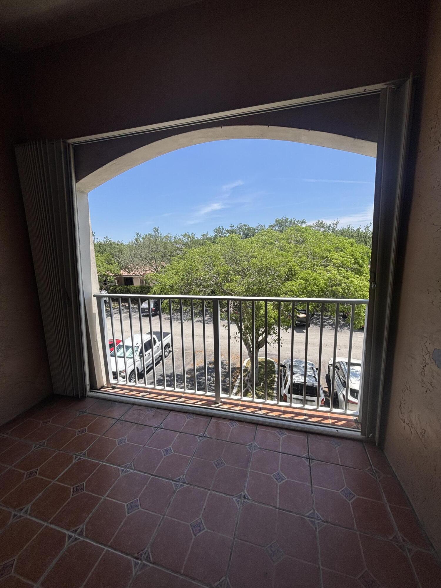 RIVIERA PALMS CONDO - Residential Lease
