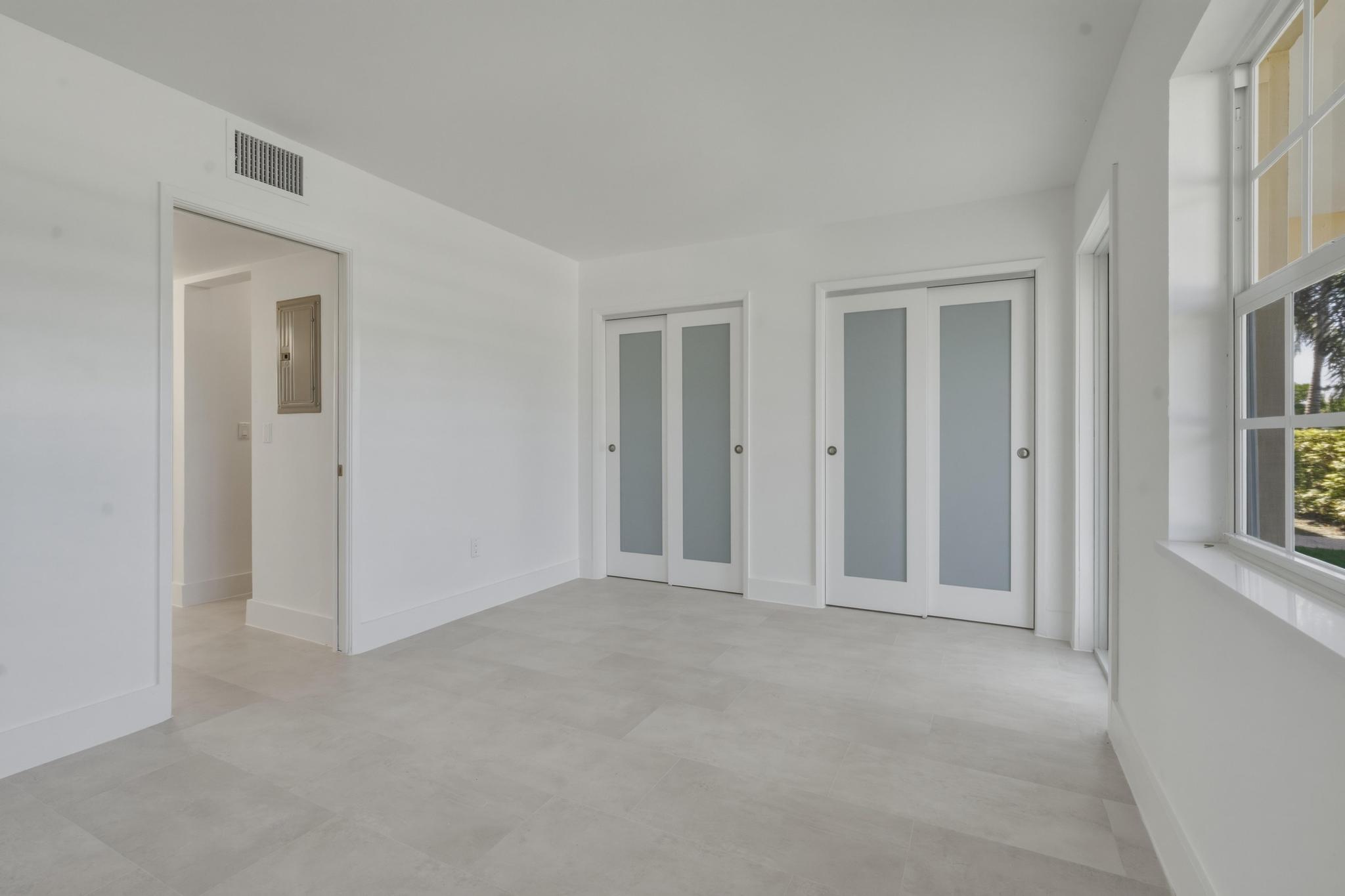 GARDEN POINT CONDO - Residential