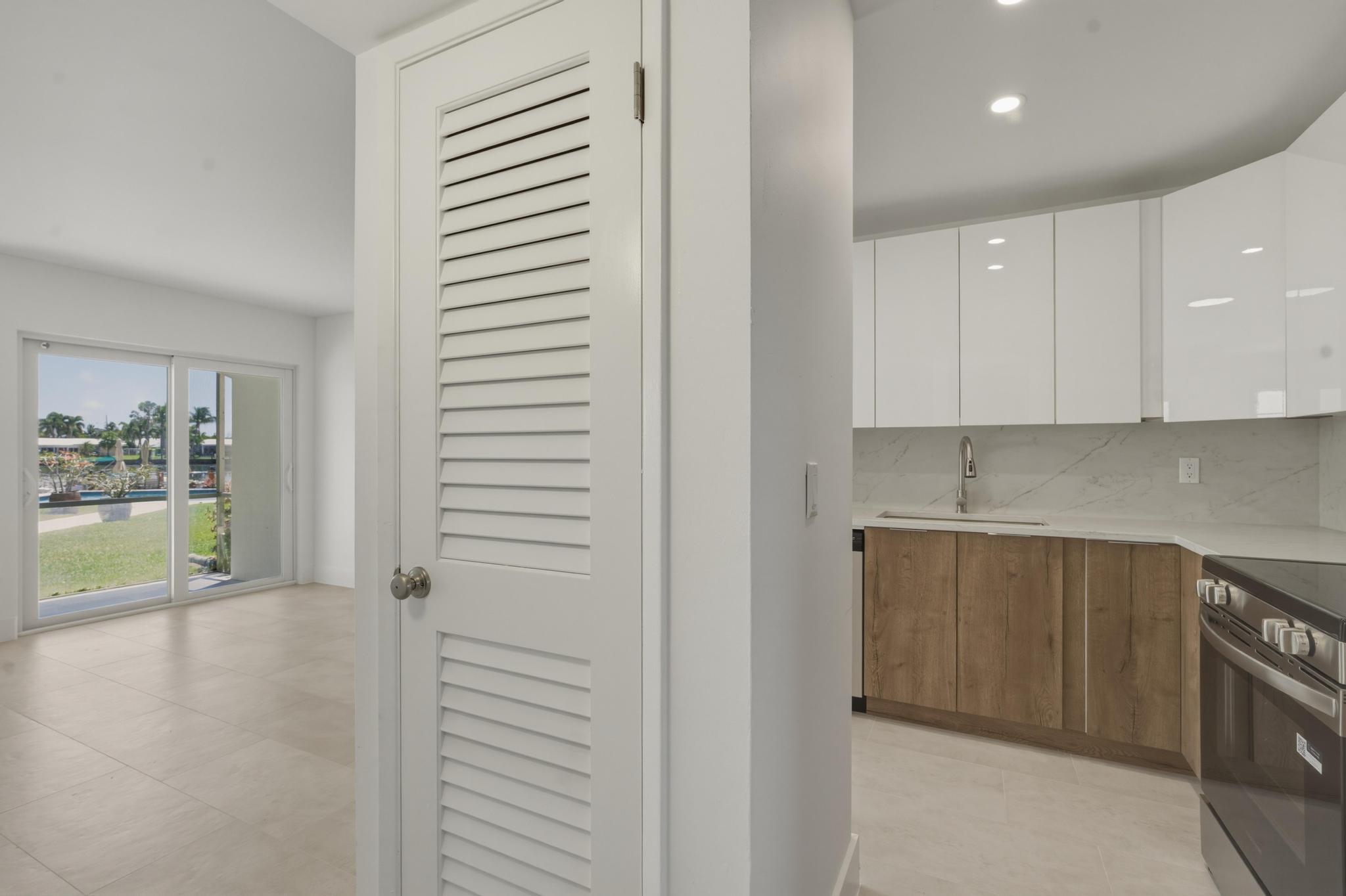 GARDEN POINT CONDO - Residential