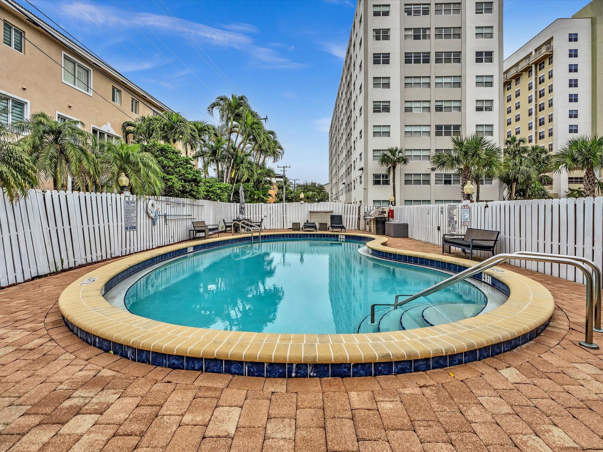 Horizon House Condo - Residential