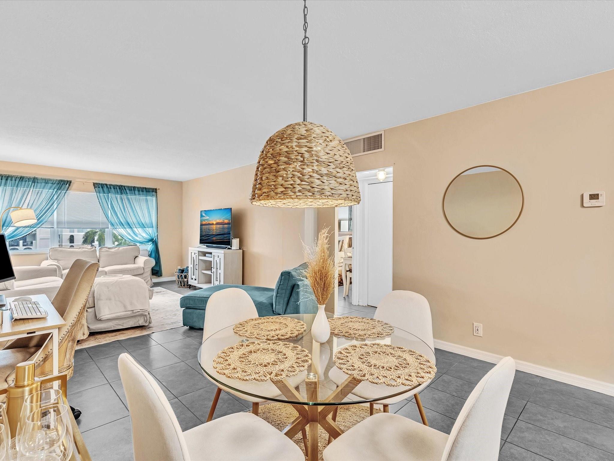 Horizon House Condo - Residential