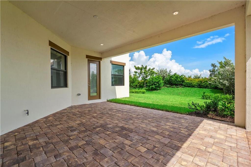 Photo of 12135 E Baypoint Circle, Parkland, FL 33076 (MLS # B26038323)