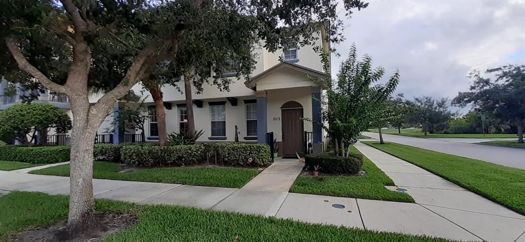 Photo of 2113 SE Fern Park Dr. Drive, Port Saint Lucie, FL 34952 (MLS # R10729206)