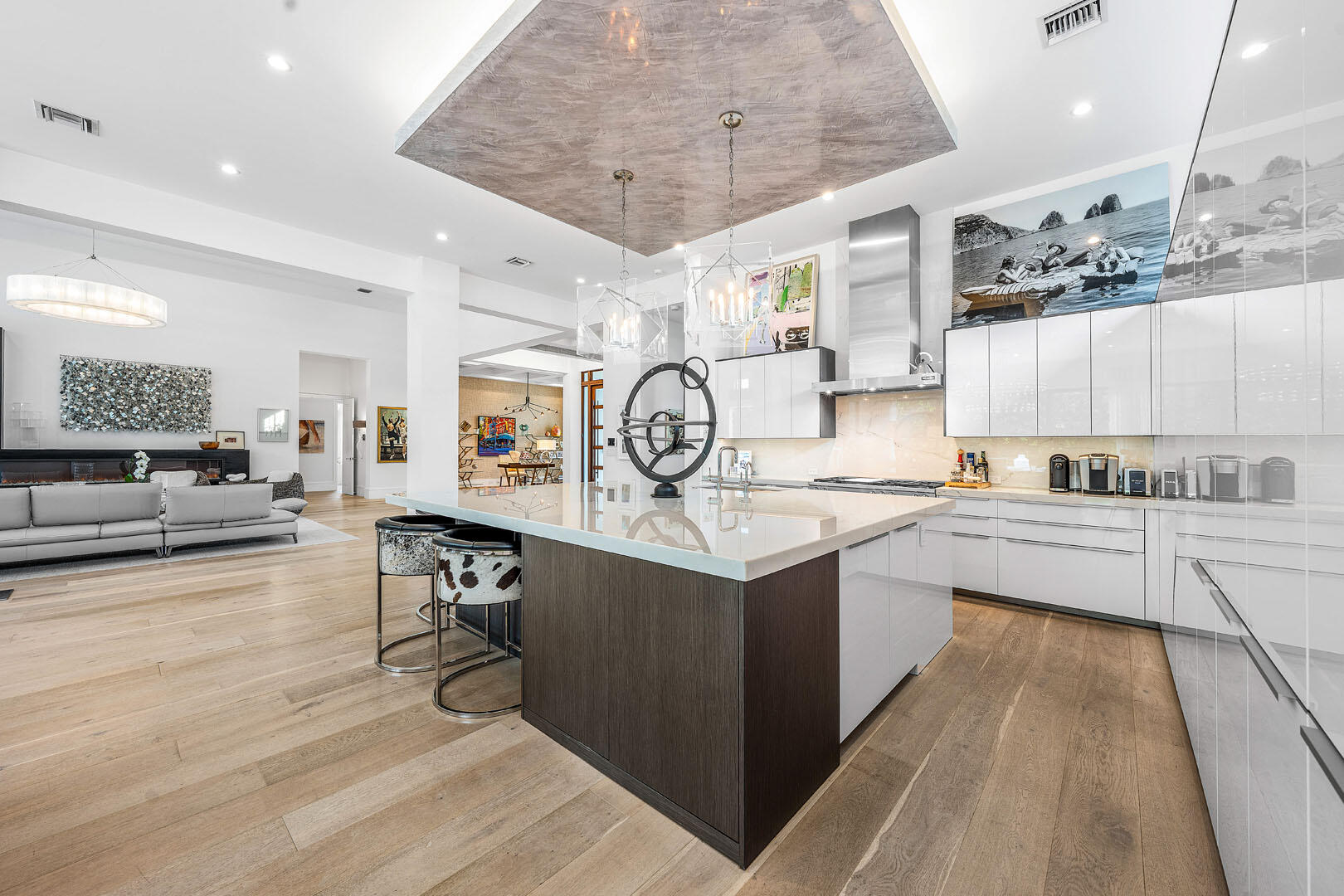 ROYAL PALM YACHT & COUNTRY CLUB - Residential