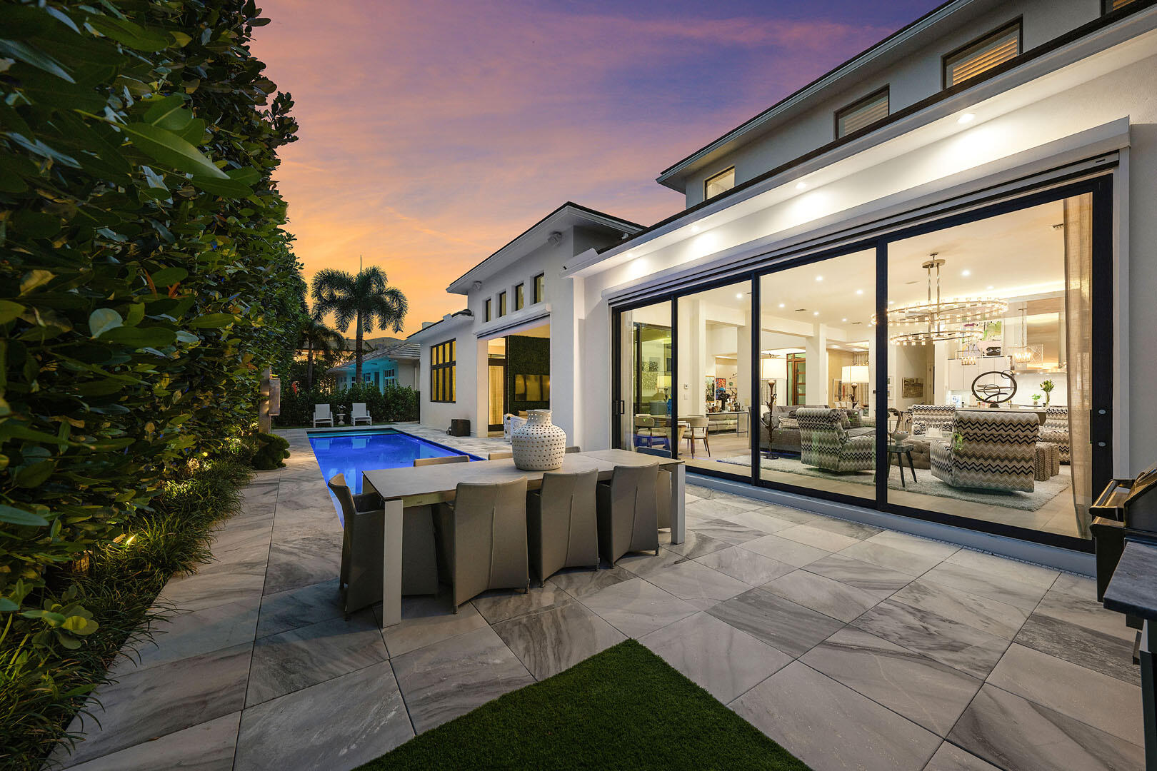 ROYAL PALM YACHT & COUNTRY CLUB - Residential