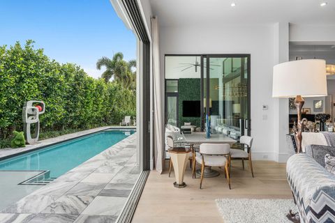 Tiny photo for 2424 Queen Palm Road, Boca Raton, FL 33432 (MLS # R11160418)