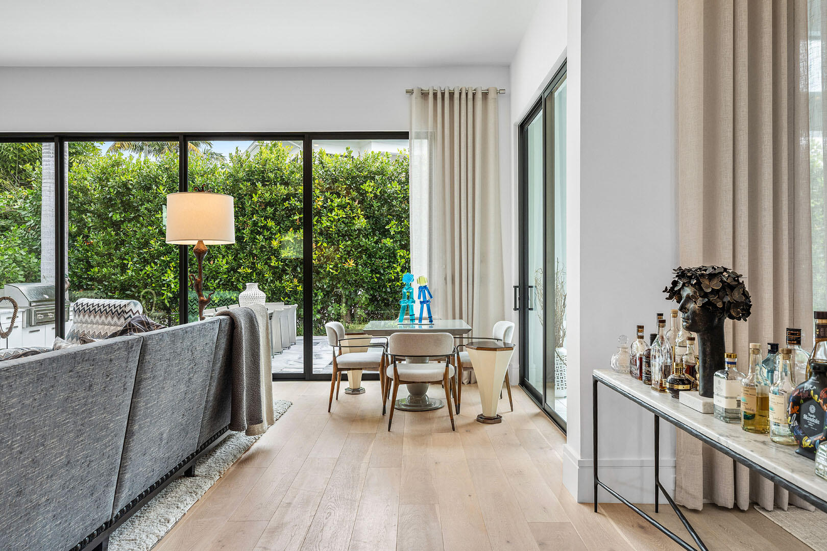 ROYAL PALM YACHT & COUNTRY CLUB - Residential