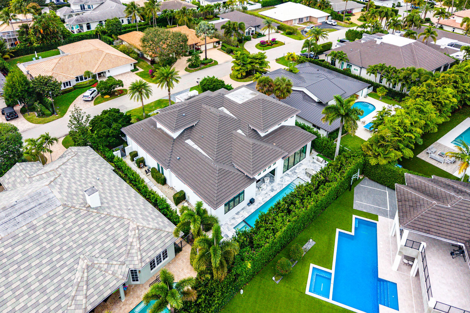 ROYAL PALM YACHT & COUNTRY CLUB - Residential