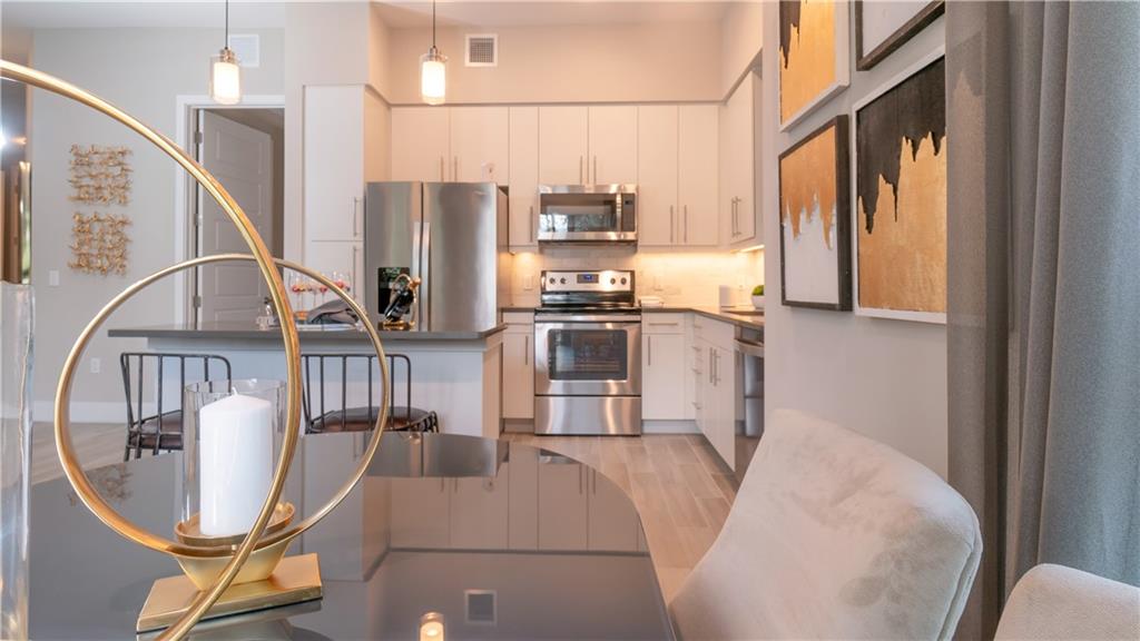 Ft Lauderdale Land & Dev - Residential Lease